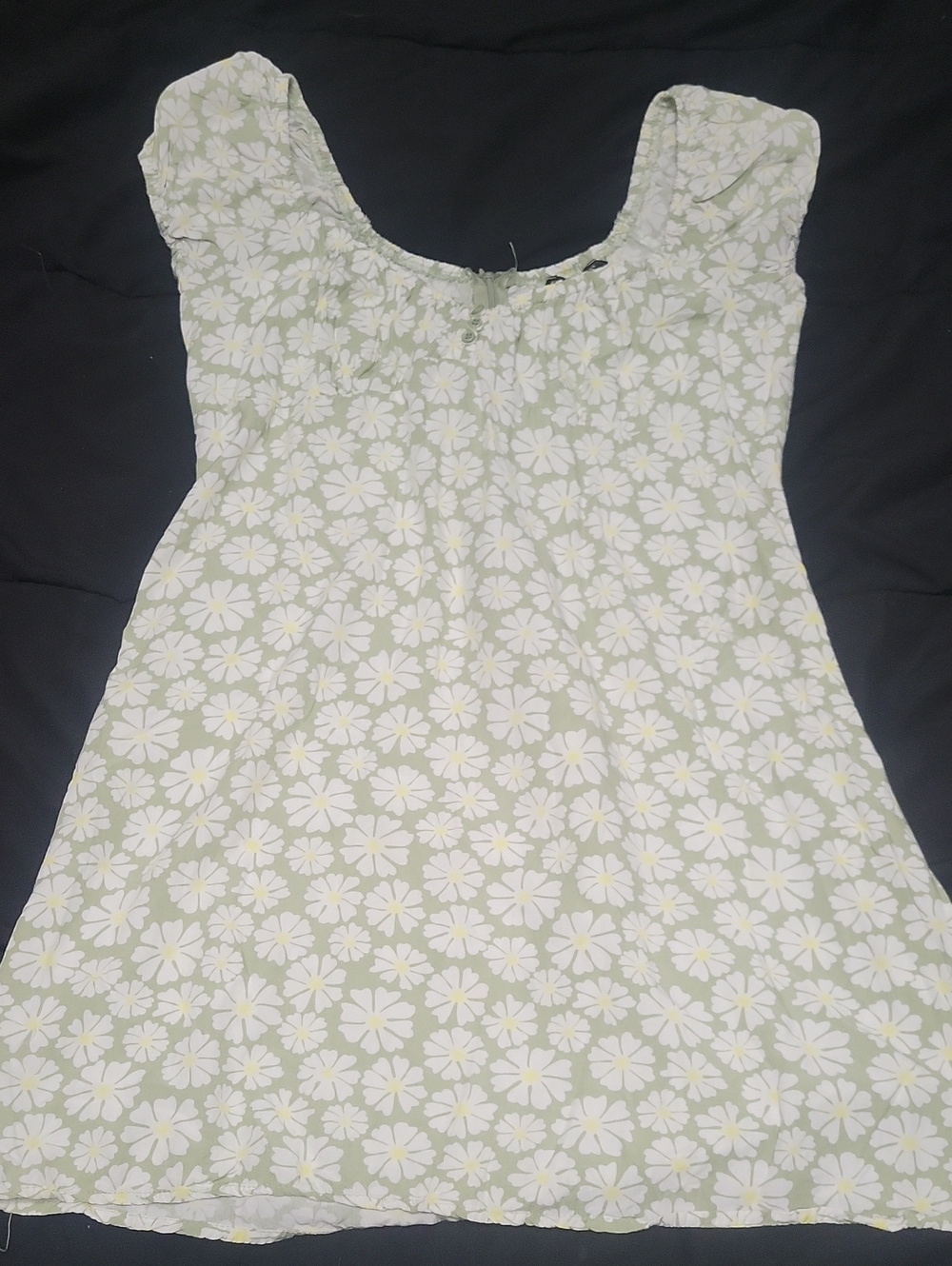 5/$20**Streetwear Society Large Mini Dress With Daisies - On Or Off Shoulder